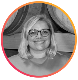 Anna Pashchenko, responsable administrative Joseph Castan